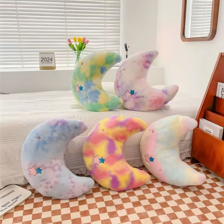 Schattig maanvormig kussen